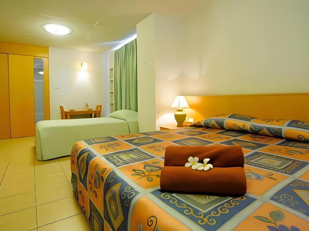 Diamond City Place Hotel Патая Екстериор снимка